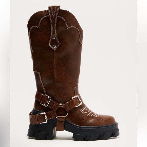 Fashion Nova Cowboy Boot - Picture 1 of 3